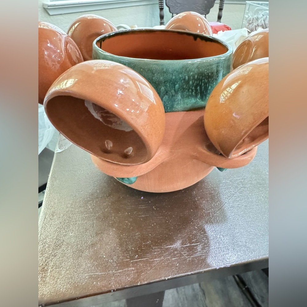 Handcrafted  and Green Ceramic